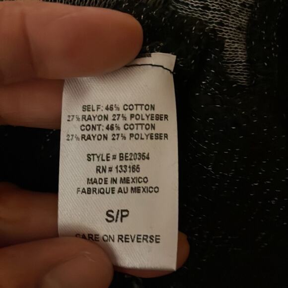 NWT Everleigh Knit Sweatshirt – Soft, Stylish & Brand New - Picture 7 of 7